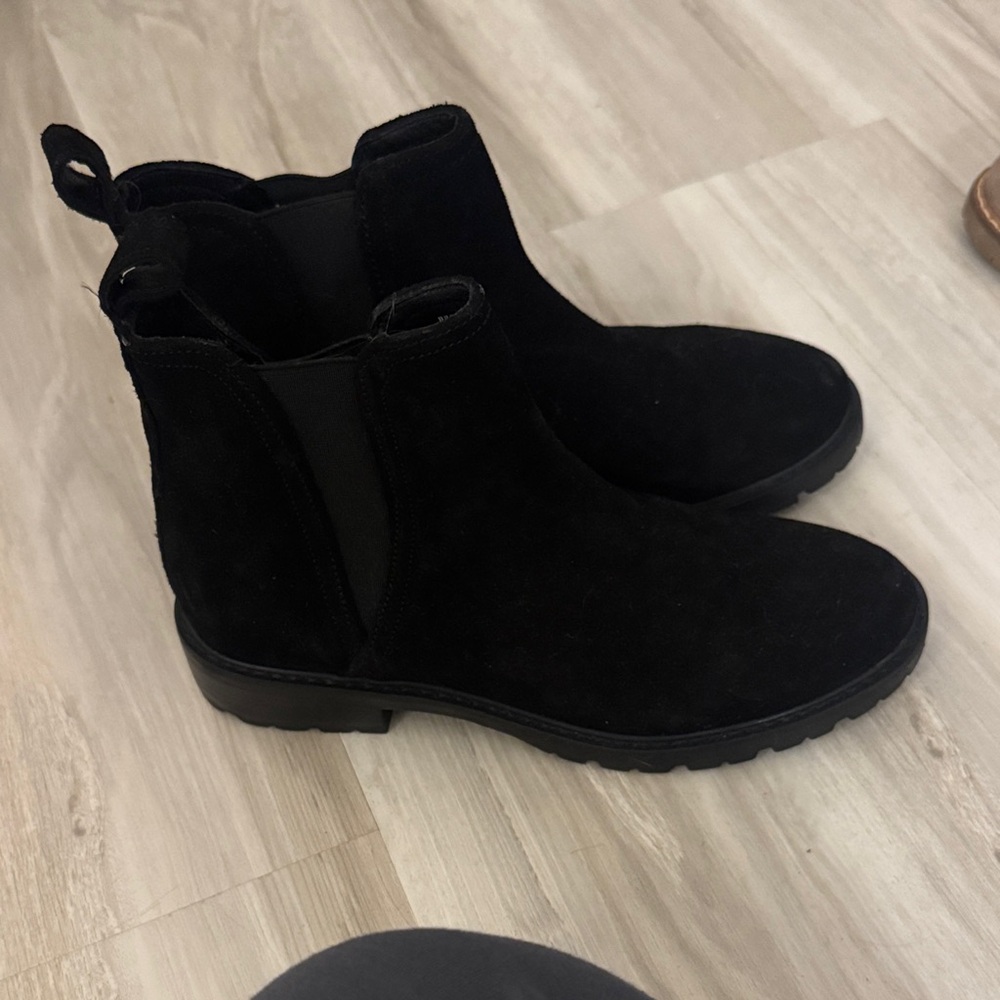 Steve Madden Black Suede Ankle Booties